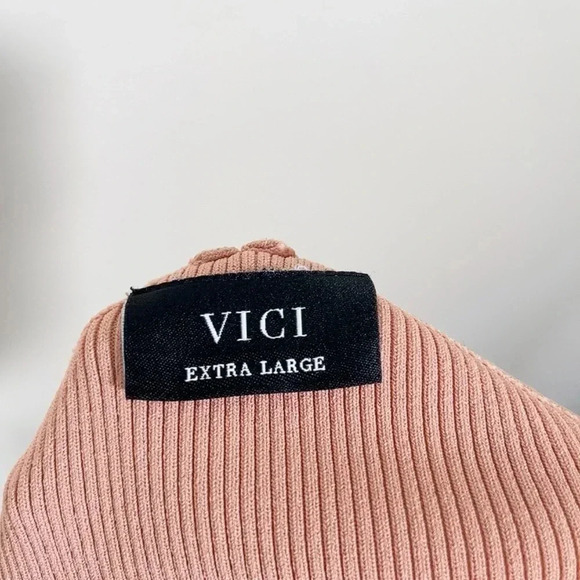 ‼️ 50% OFF ‼️🌟⭐️✨CLEARANCE SALE ✨⭐️🌟 VICI COLLECTION | PEACH RIBBED TANK TOP - Picture 5 of 10